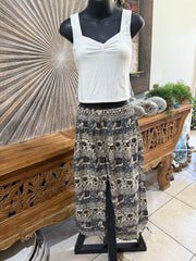 Ladies Bali Beach / Shirred Waist Bali Capri Pants SO COMFY XXL - Bali 3/4 Pants