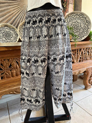 Ladies Bali Beach / Shirred Waist Bali Capri Pants SO COMFY XXL - Bali 3/4 Pants