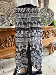 Ladies Bali Beach / Shirred Waist Bali Capri Pants SO COMFY XXL - Bali 3/4 Pants