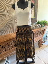 Ladies Bali Beach / Shirred Waist Bali Capri Pants SO COMFY Suit Maternity XXXL