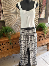 Ladies Bali Beach / Shirred Waist Bali Capri Pants SO COMFY Suit Maternity XXXL