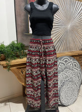 Ladies Bali Beach / Shirred Waist Bali Capri Pants SO COMFY Suit Maternity XXL