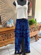 Ladies Bali Beach / Shirred Waist Bali Capri Pants SO COMFY XXL - Bali 3/4 Pants