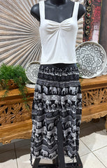 Ladies Bali Beach / Shirred Waist Bali Capri Pants SO COMFY XXL - Bali 3/4 Pants