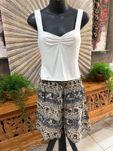 Ladies Bali Beach / Shirred Waist Bali Shorts SO COMFY XXL - Ladies Bali Shorts