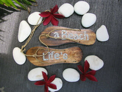 Brand New Bali Handmade LIFES A BEACH Thongs Hanger Balinese Nautical Range