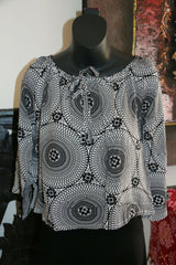 Beautiful 3/4 Sleeve Top - 2 COLOURS AVAIL One Size - Balinese Clothing