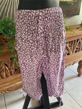 Ladies Bali Beach / Shirred Waist Bali Capri Pants - SO COMFY Suit Maternity S-M