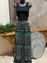 Ladies Bali Beach / Shirred Waist Bali Capri Pants SO COMFY Suit Maternity XXL