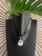 925 Sterling Silver w/ShellPendant - Balinese Style Jewellery - Pendant ONLY