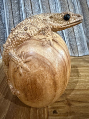NEW Balinese Hand Carved & Crafted Suar Wood Gecko Sculpture - Bali Carving