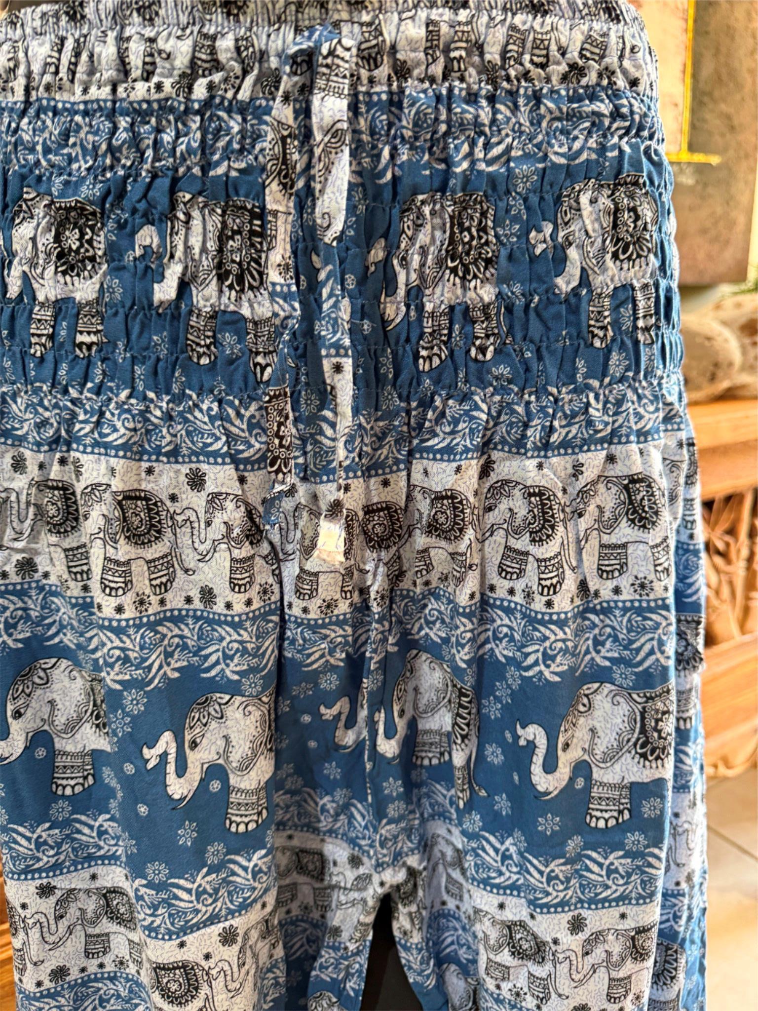 Ladies Bali Beach / Shirred Waist Bali Capri Pants SO COMFY XXL - Bali 3/4 Pants
