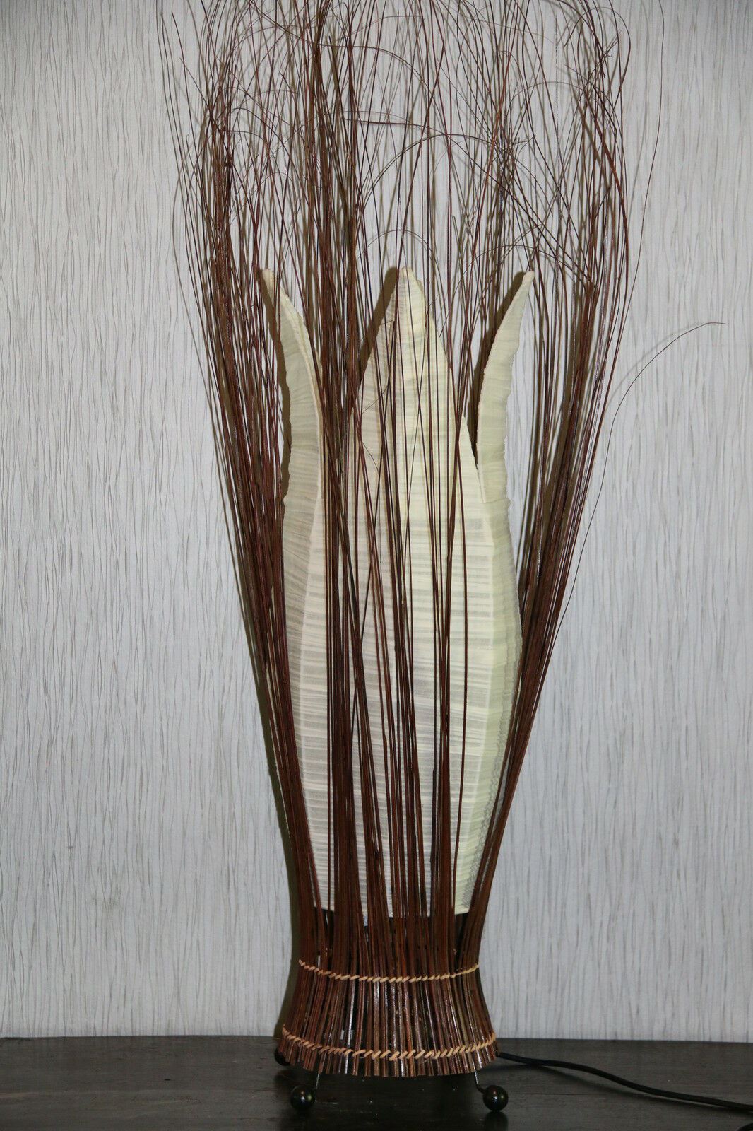 NEW Balinese Lotus Lamps 3 Colour Choices!! **SALE**SALE**SALE** Stunning Lamp!!