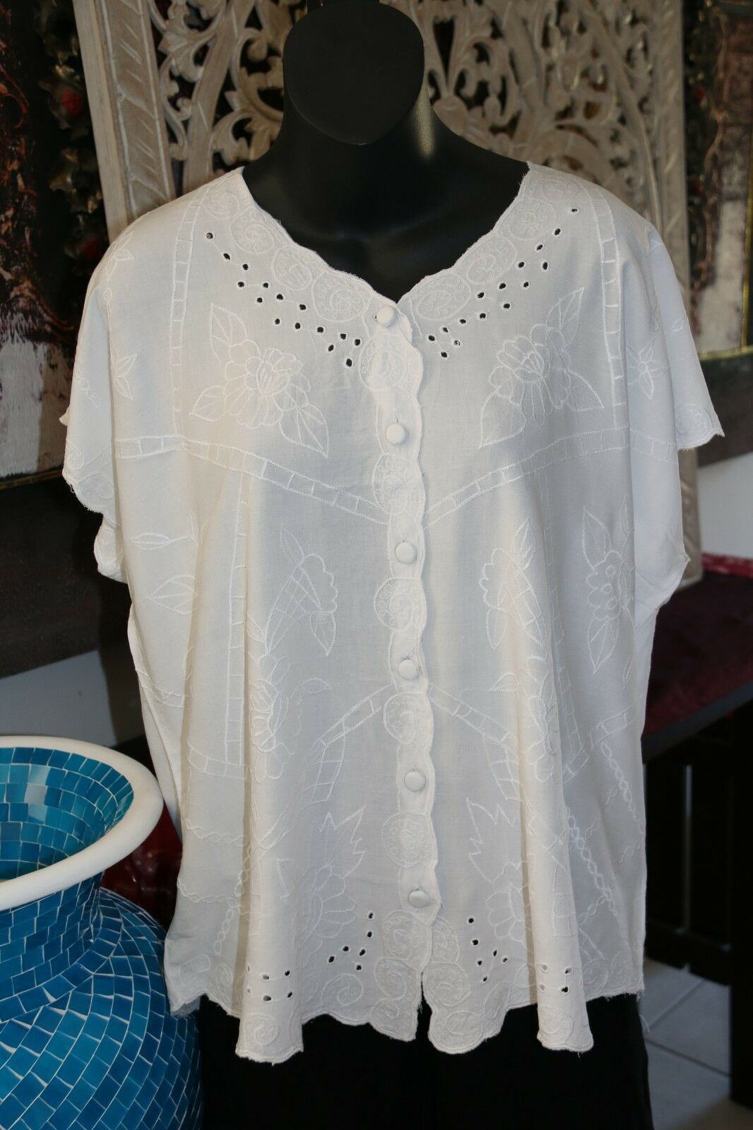 NEW Beautiful Uluwatu Lace Style Balinese Top - Balinese Embroidered L –  Tropical Living QLD
