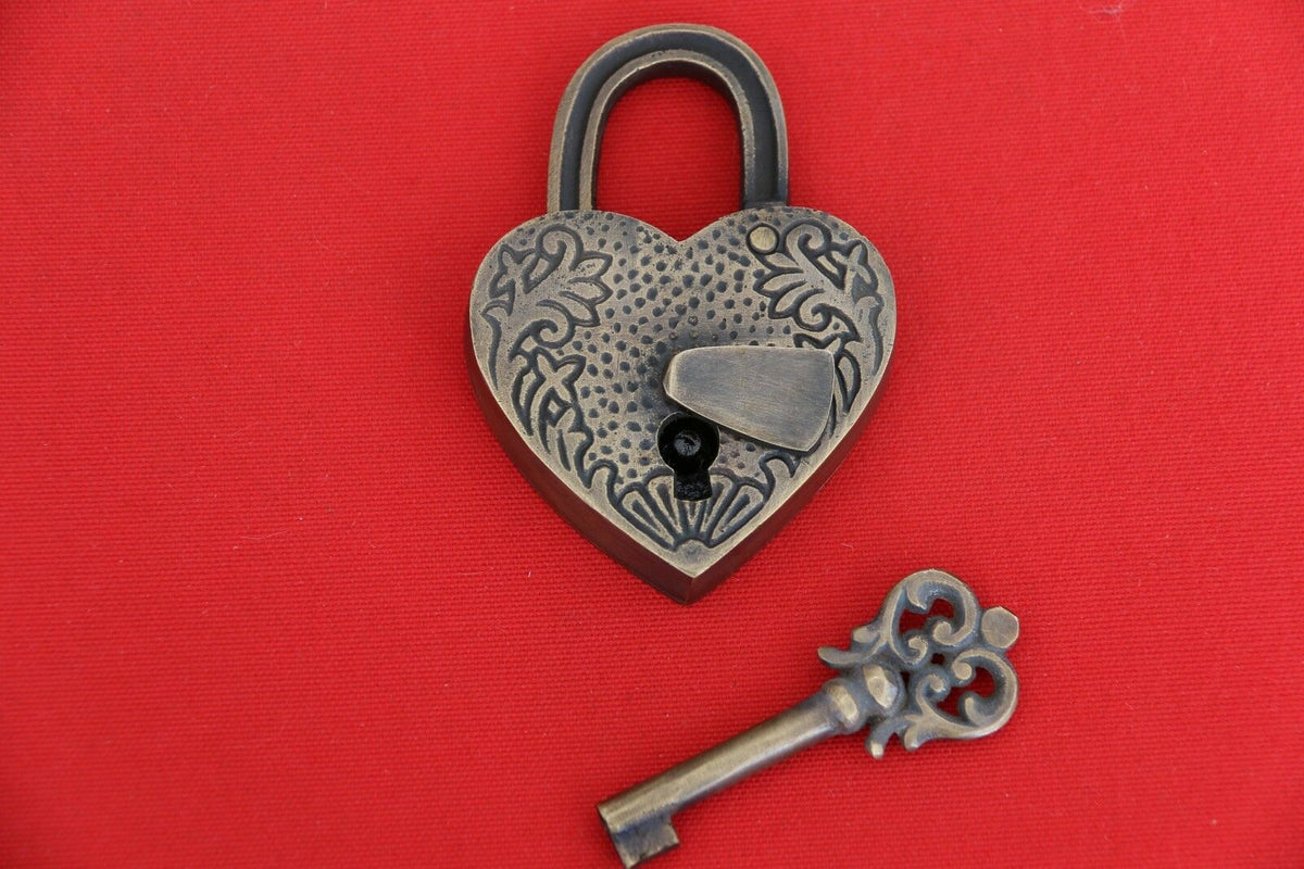 New BRASS Ornate Heart Shaped Padlock + Decorative Key - Furniture Accessories