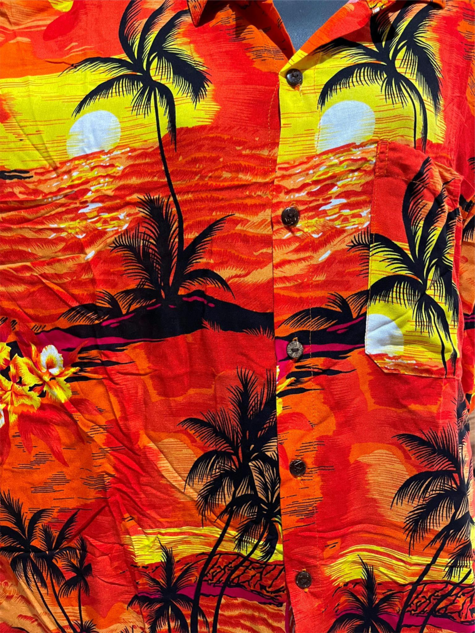 Balinese Mens Tropical Print Shirt - Size L-XL - Tropical Bali or Hawaiian Shirt