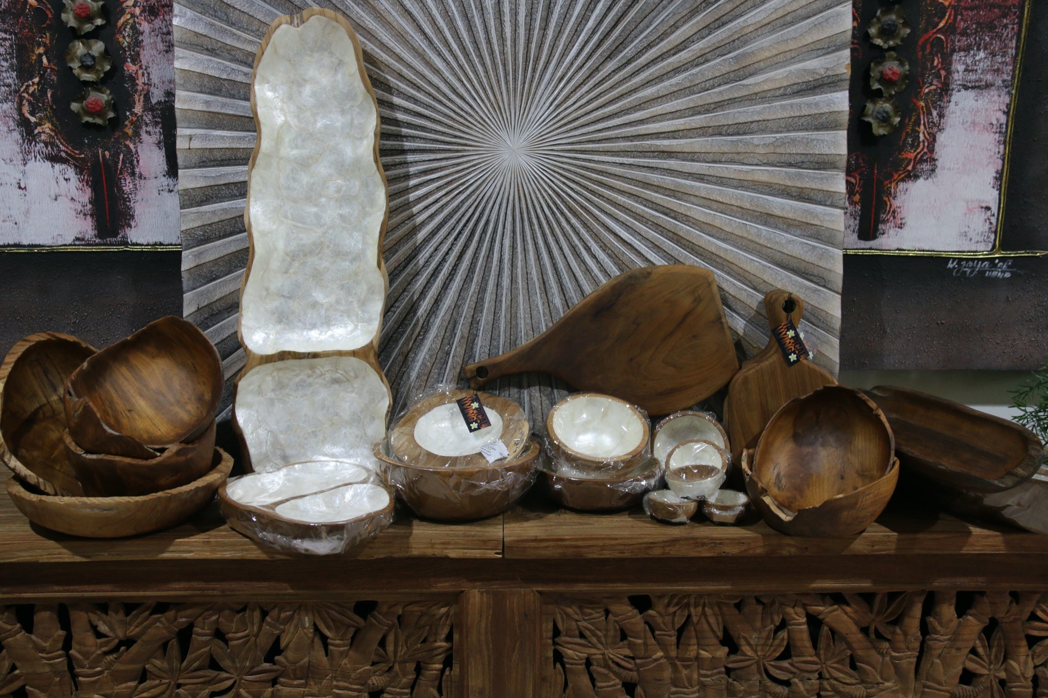 Balinese Hand Crafted Teak & Capiz Shell Pineapple Bowl - Bali Pineapple Plate