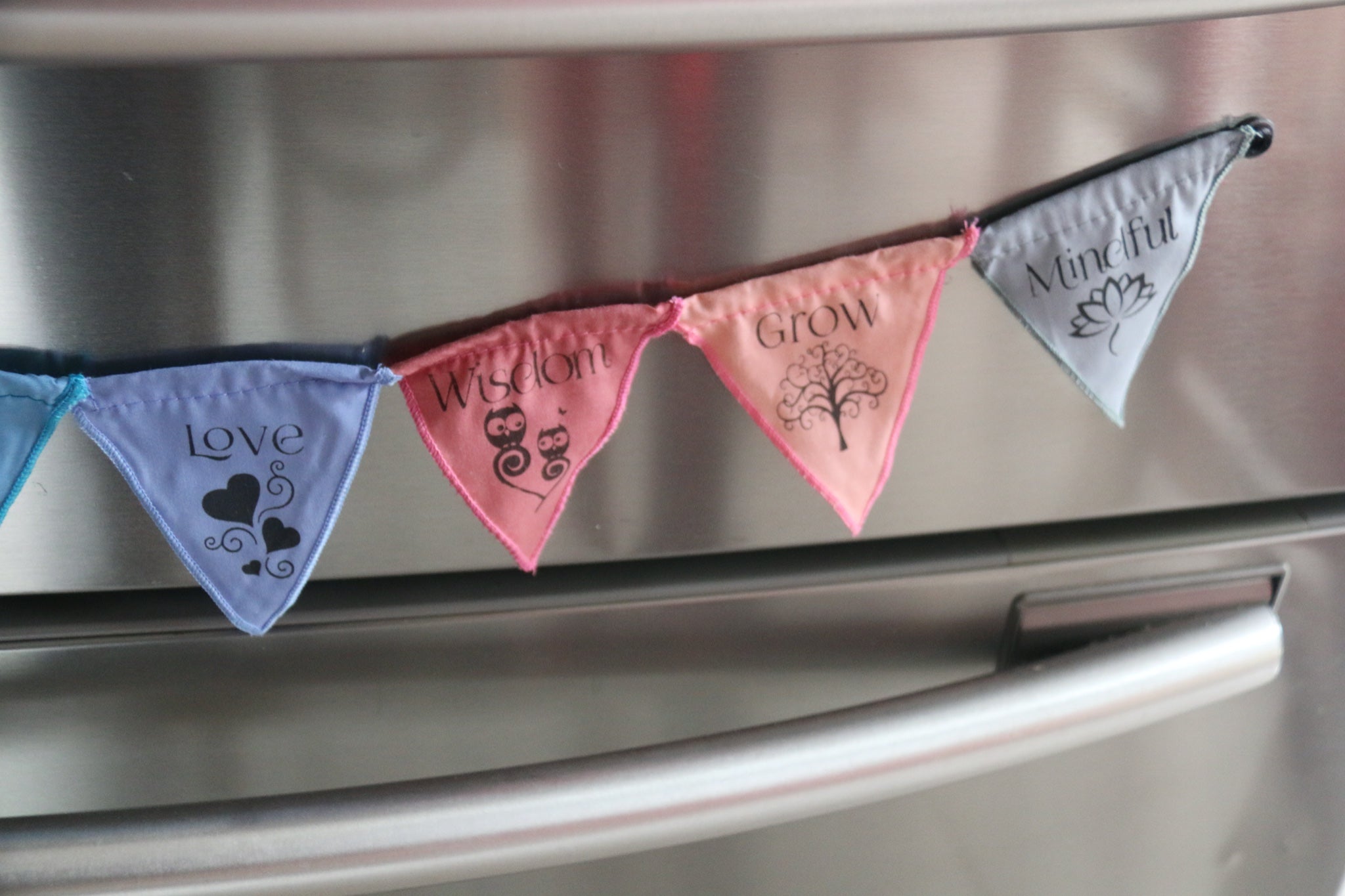 Balinese Affirmation / Prayer Flags Magnet - Magnetic Bali Prayer Bunting
