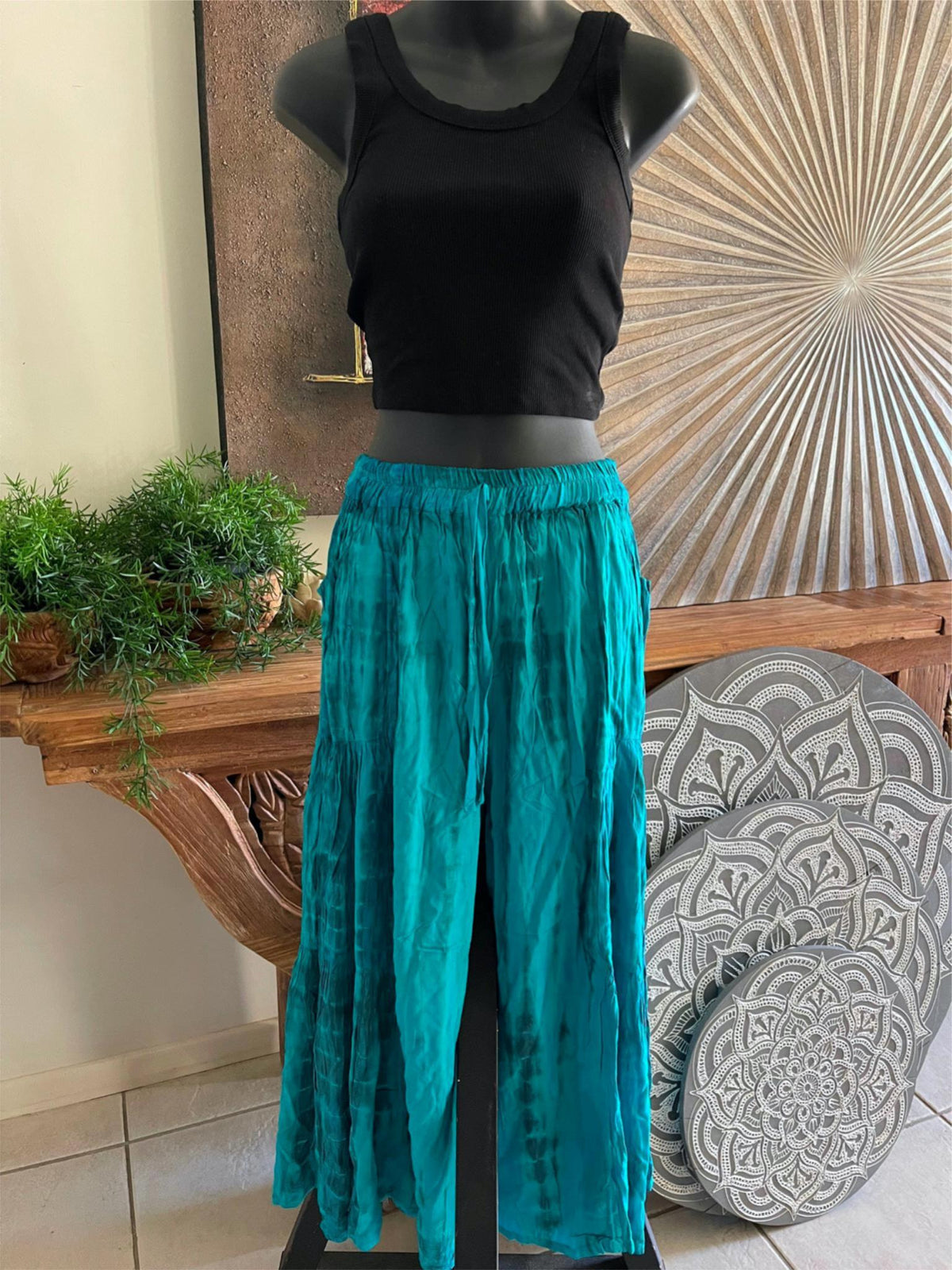 Balinese Ladies Long Flarred Pants - SO COMFY Elastic Waist Pants - Bali Pants