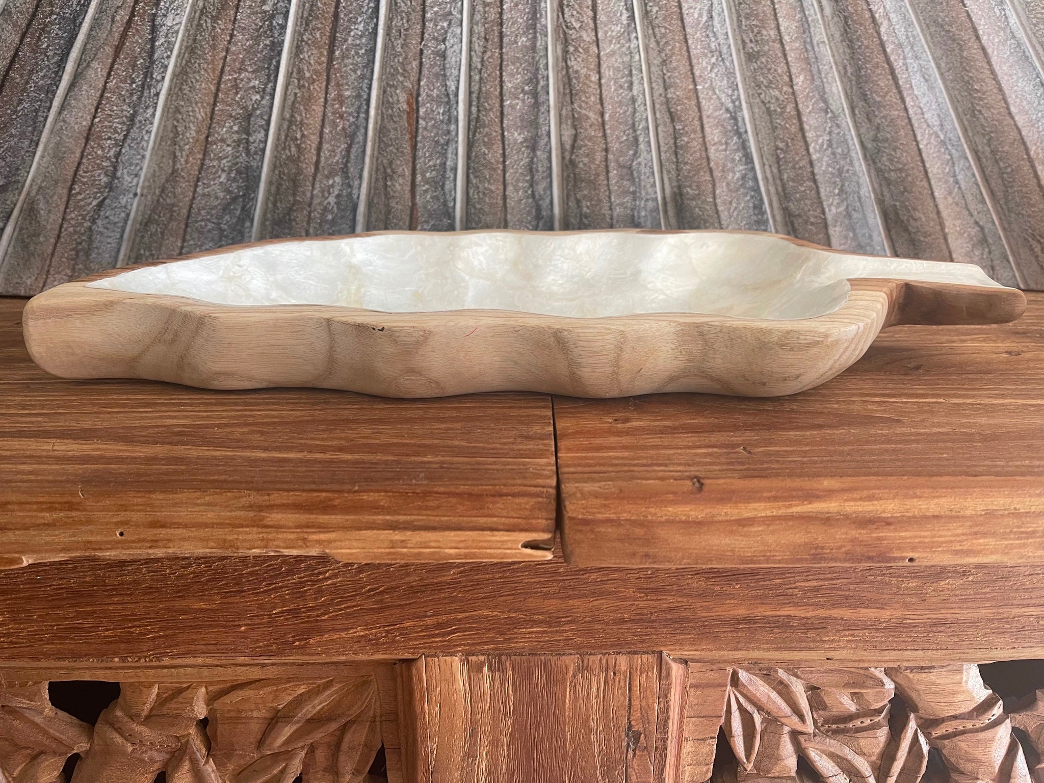 Balinese Hand Crafted Teak & Capiz Shell Leaf Shape Bowl - Bali Teak/Shell Plate