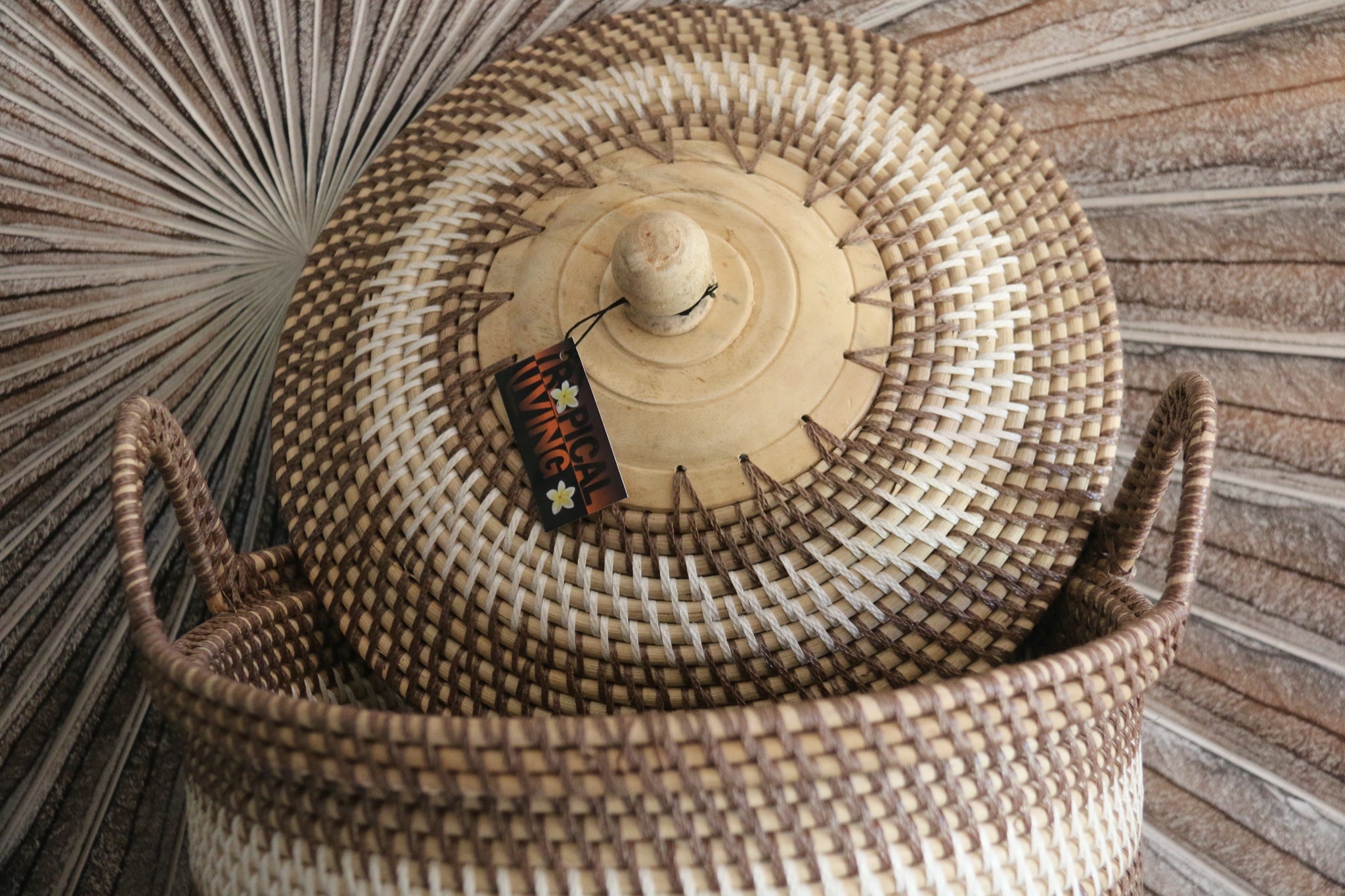 New Balinese Hand Woven Laundry Basket with Lid  / Bali Basket Dirty Clothes