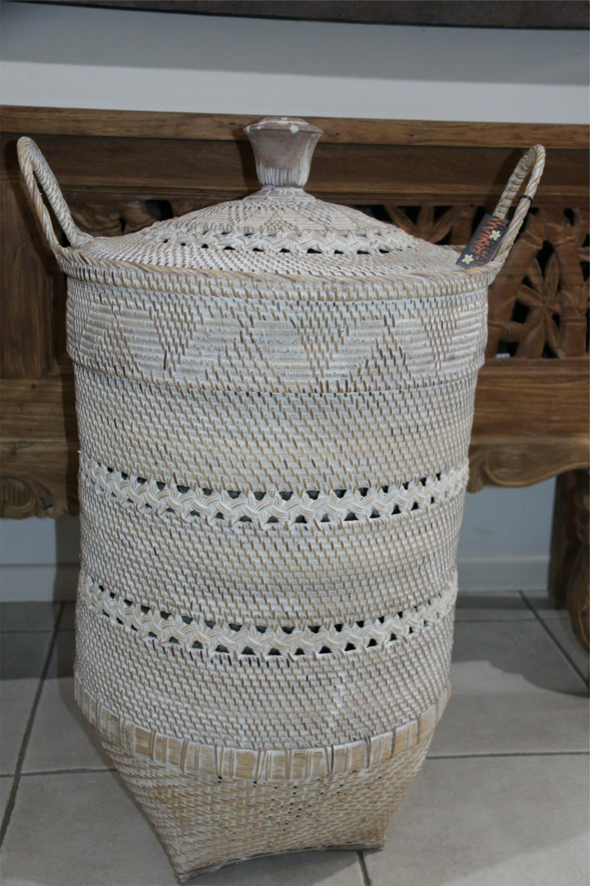 NEW Balinese Hand Woven Rattan Laundry Basket / Clothes Hamper with Plait Trim