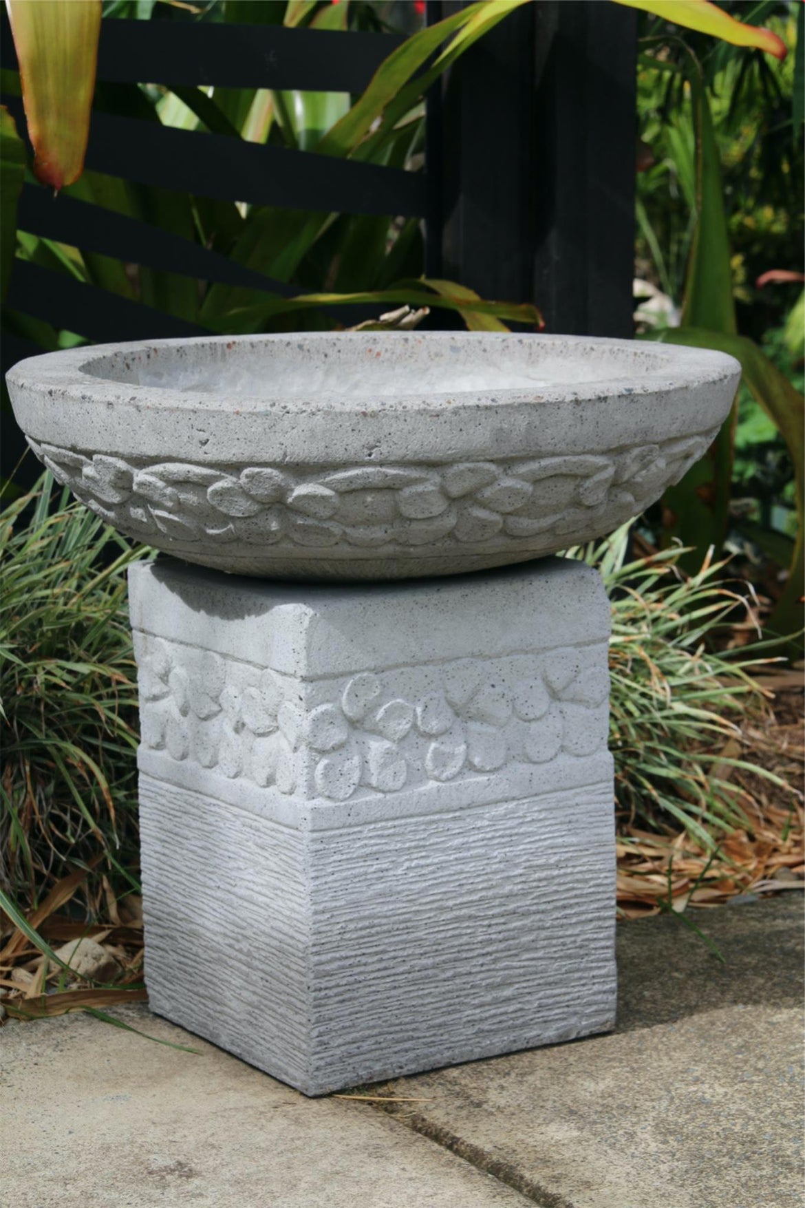Bird Baths ??? Tropical Living QLD