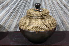 NEW BALINESE HAND CRAFTED WOOD / RATTAN POT / BASKET WITH LID