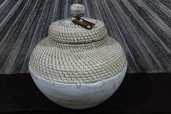 NEW BALINESE HAND CRAFTED WOOD / RATTAN POT / BASKET WITH LID