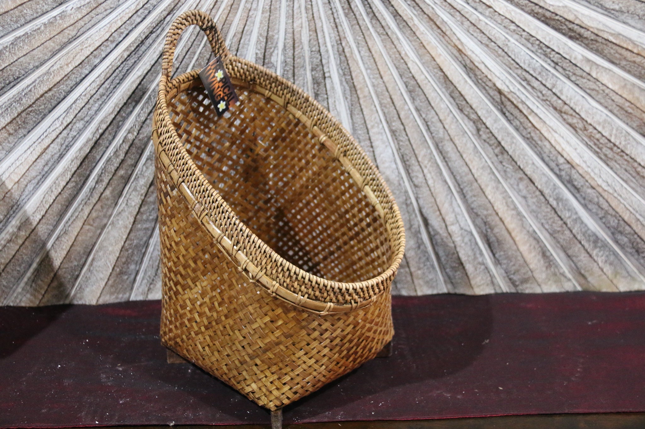 NEW BALINESE HAND WOVEN BAMBOO / RATTAN OPEN BASKET Large